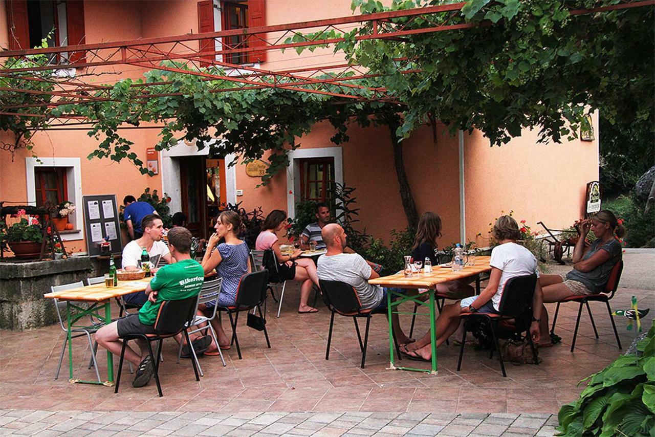 Tourist Farm Dujceva Domacija Villa Vremski Britof Exterior photo